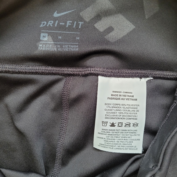 2/$35 NWOT Nike leggings - Picture 4 of 5